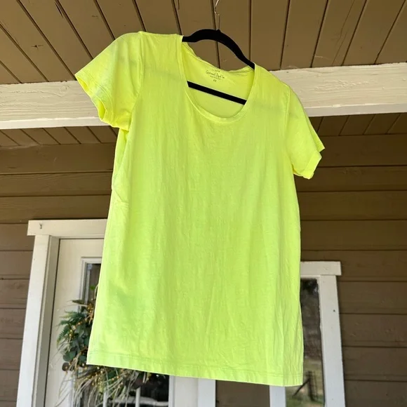 J.Crew - Lightweight Tee Bundle - Lime and Camo - S and XS - Picture 5 of 8
